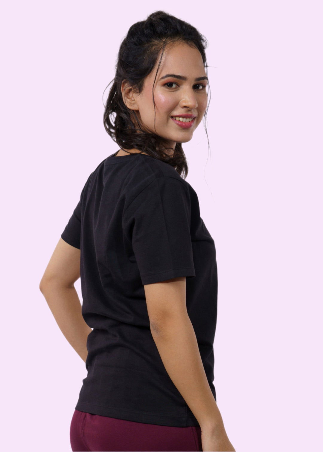 Black Graphic Print T-shirt for Women