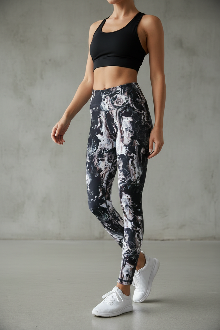 Performance Tights with Pocket (Black Marquina)