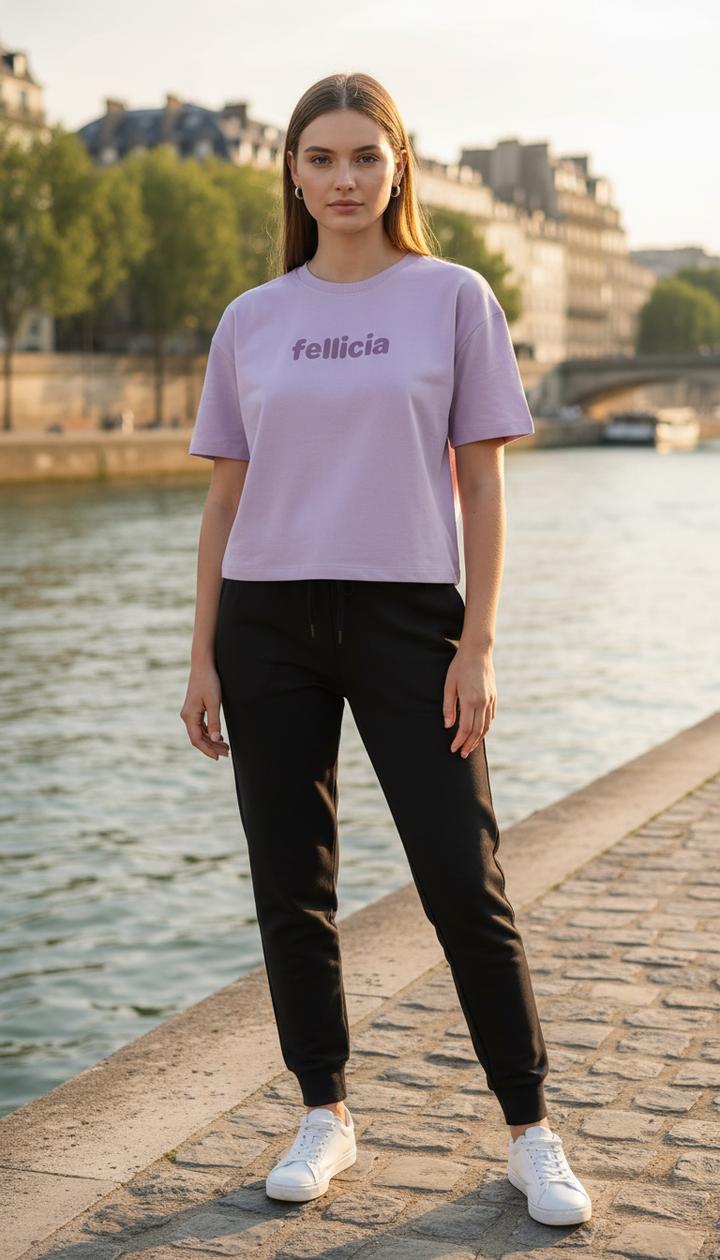 TRAVEL Lilac Sweat-Tee & Black Jogger Set